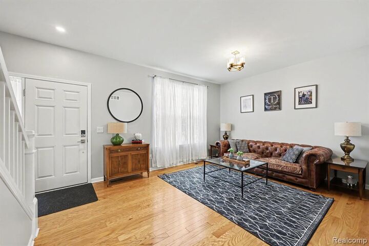 Property Photo:  7560 Gannon Court  MI 48317 2239 