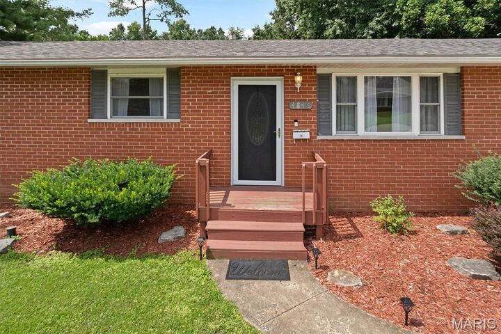 Property Photo:  4816 Wick Mor Drive  IL 62002 
