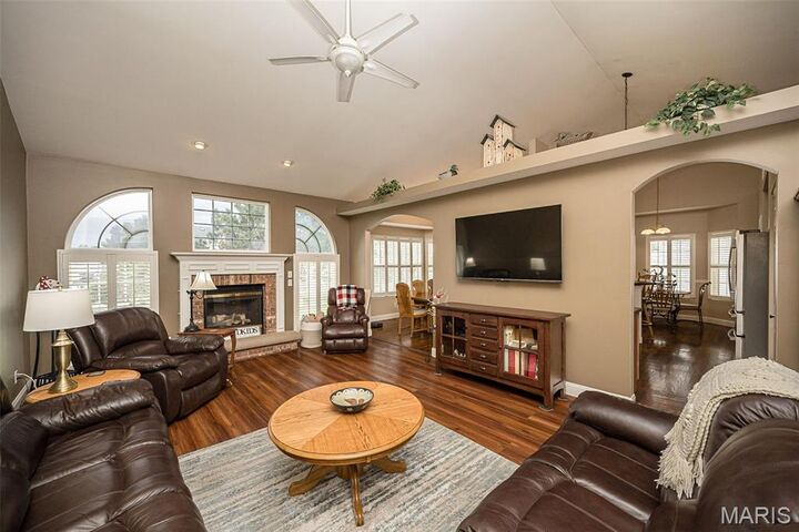 Property Photo: 1410 Sunburst Drive MO 63366