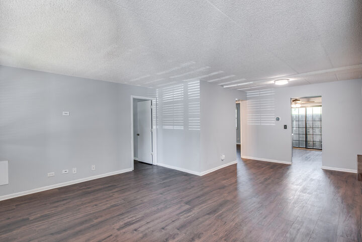 Property Photo:  1486 W Jefferson Avenue D  IL 60540 