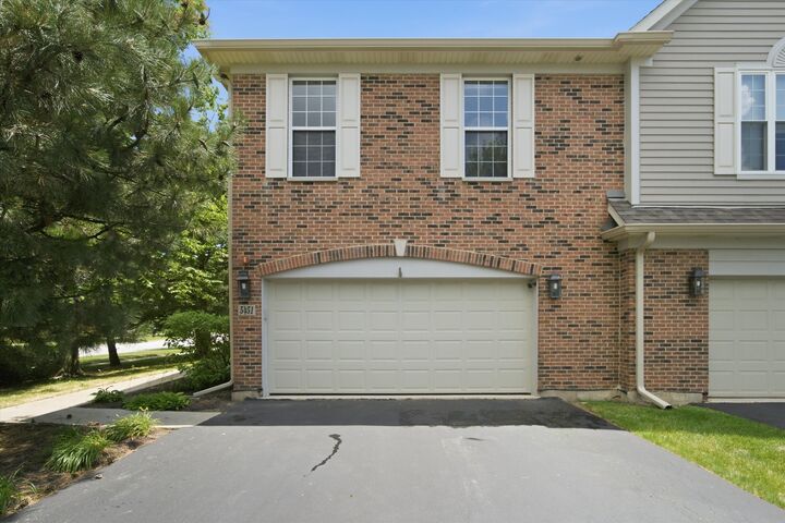 Property Photo: 5451 McDonough Road IL 60192