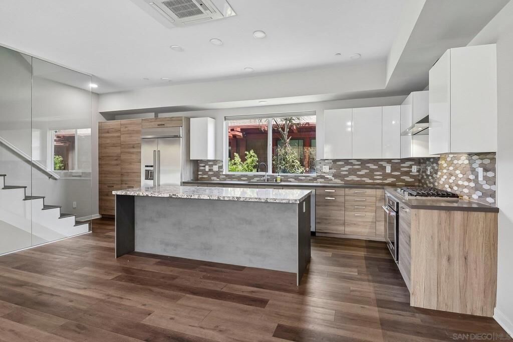 Property Photo: 3533 3rd Ave CA 92103