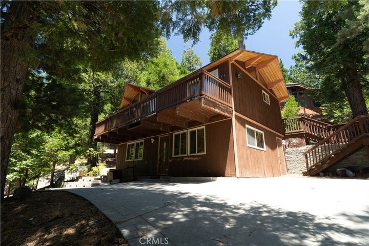 Property Photo: 392 Pioneer CA 92352