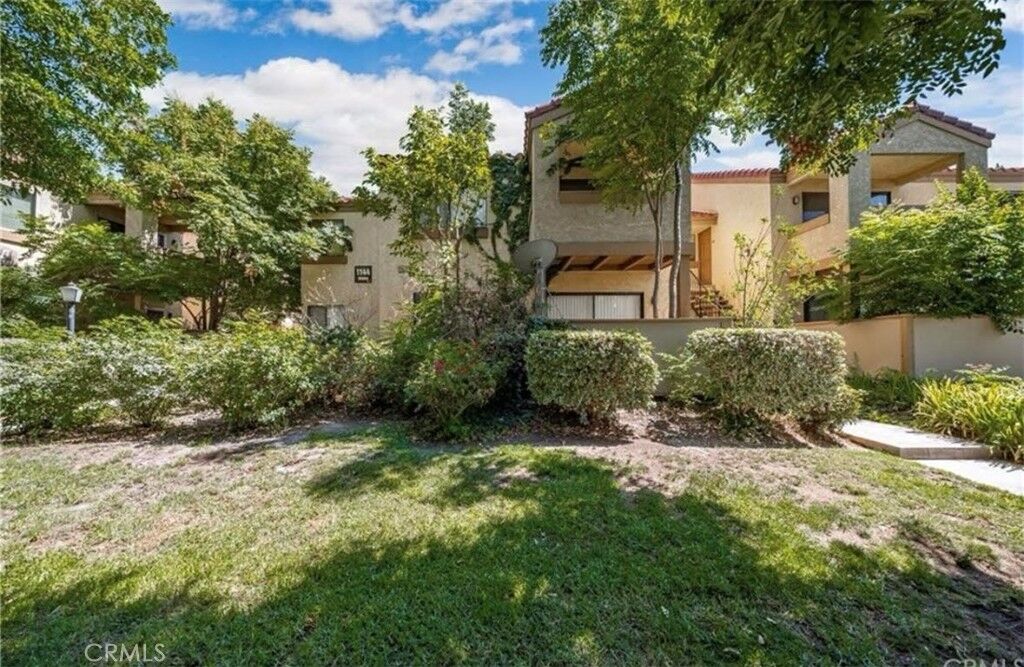 Property Photo:  1144 W Blaine Street 104  CA 92507 