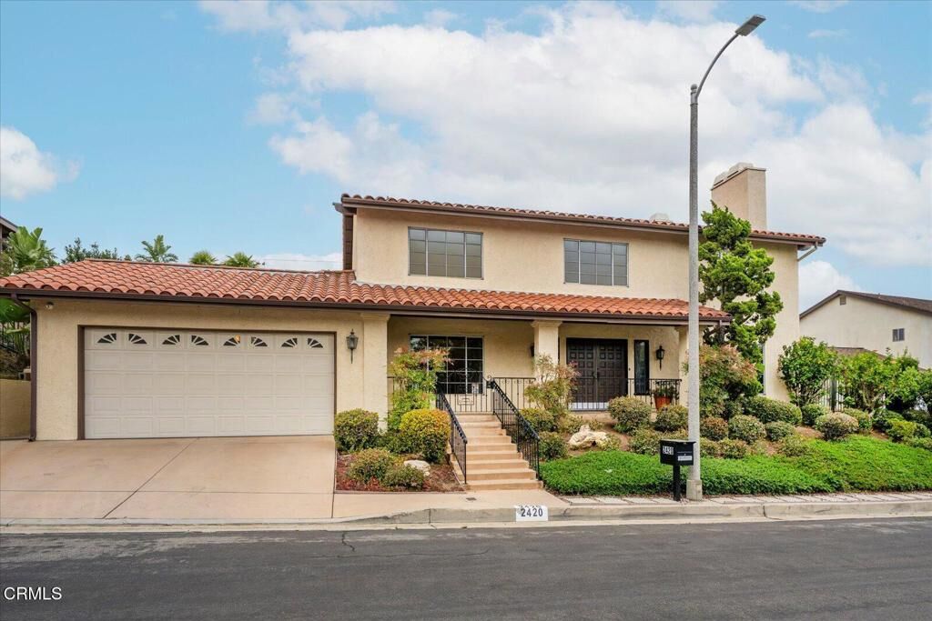 Property Photo: 2420 Achilles Drive CA 90046