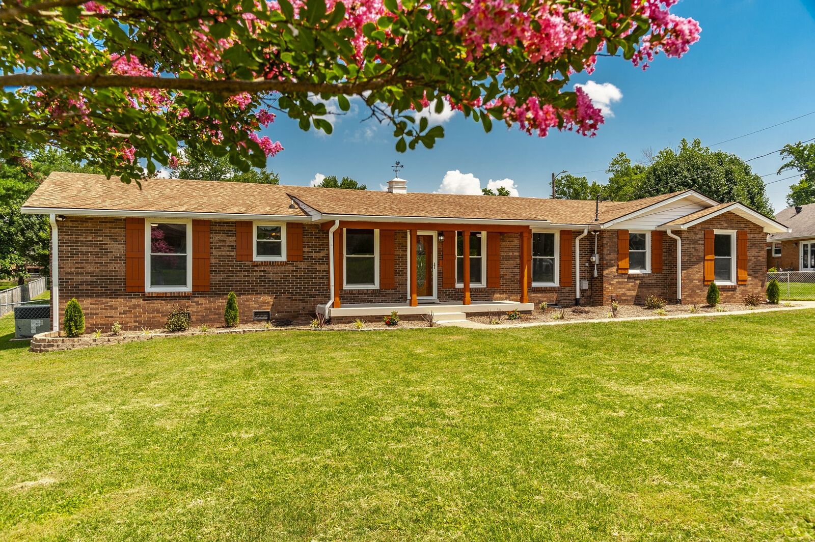 Property Photo:  109 Valley View Dr  TN 37138 