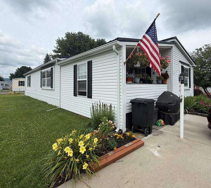 Property Photo:  75 Piper Ave  PA 18840 