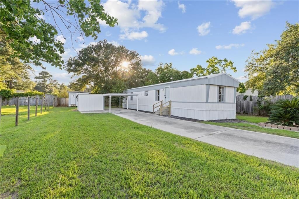 Property Photo: 56675 Dwyer Street LA 70458