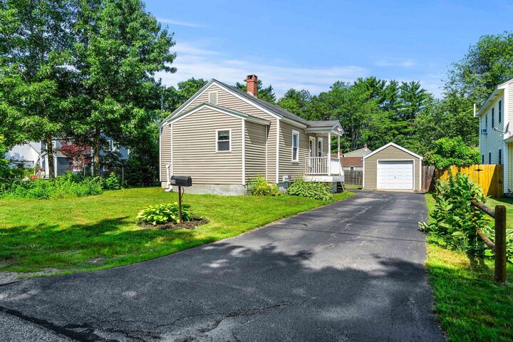 Property Photo:  28 McDuffee Street  NH 03867 