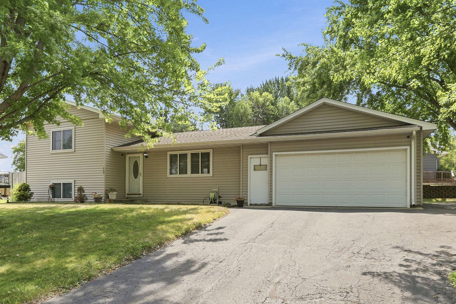 Property Photo: 19 Heights Road NW MN 55376