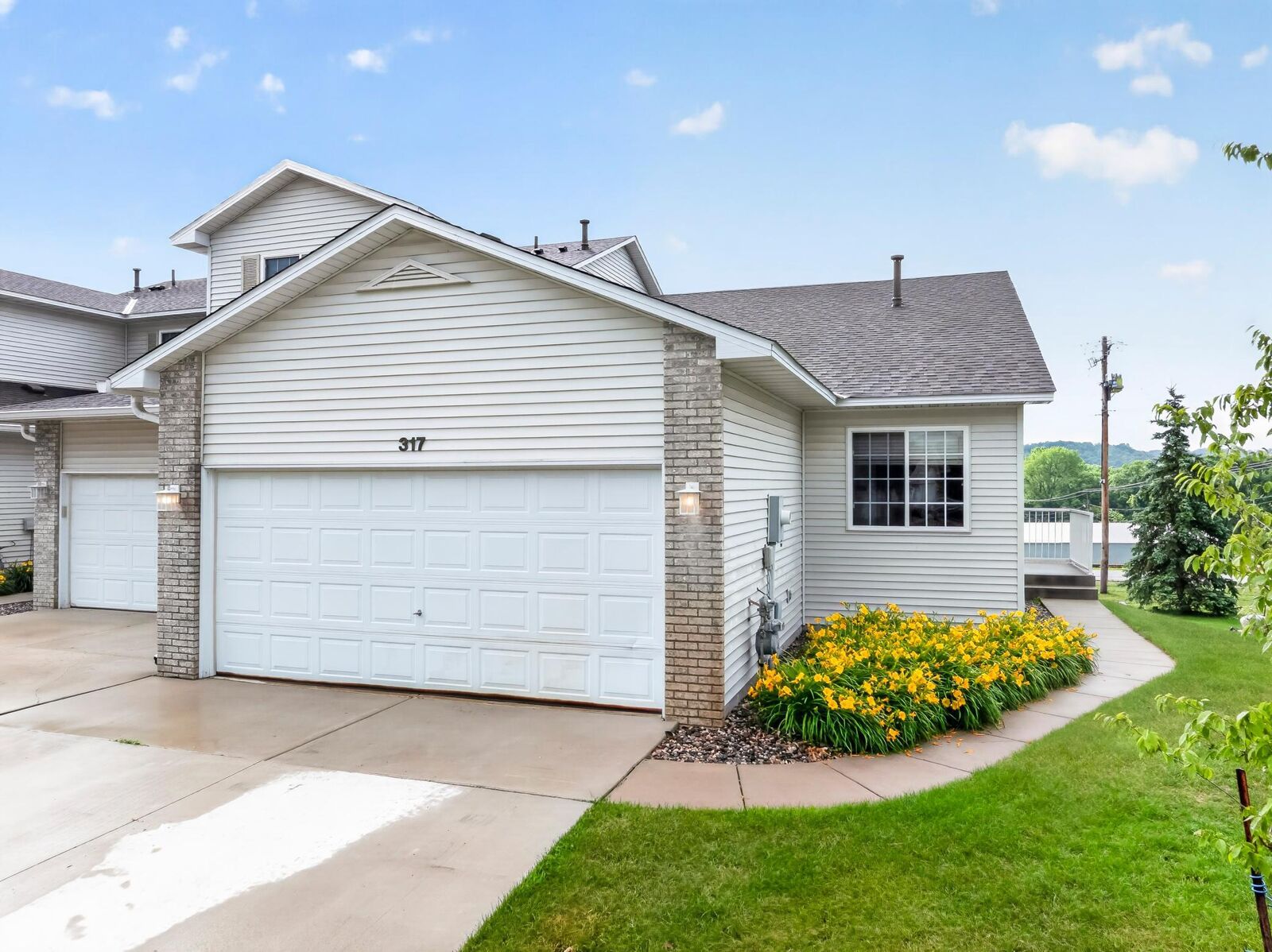 Property Photo: 317 Archibald Lane MN 55019