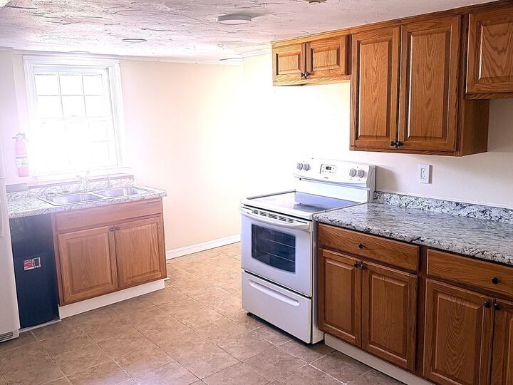 Property Photo:  43 Hamilton St 25  MA 01453 