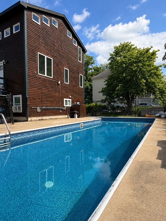 Property Photo:  5 Kathleen Drive  MA 01880 