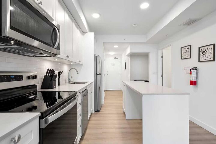 Property Photo: 123 4 Street NE 405 AB T2E 8K3