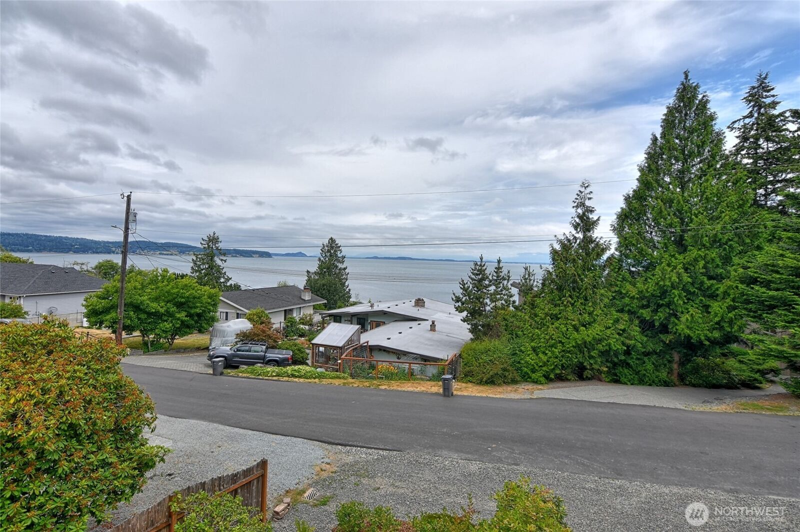 Property Photo: 305 Baker Way WA 98282