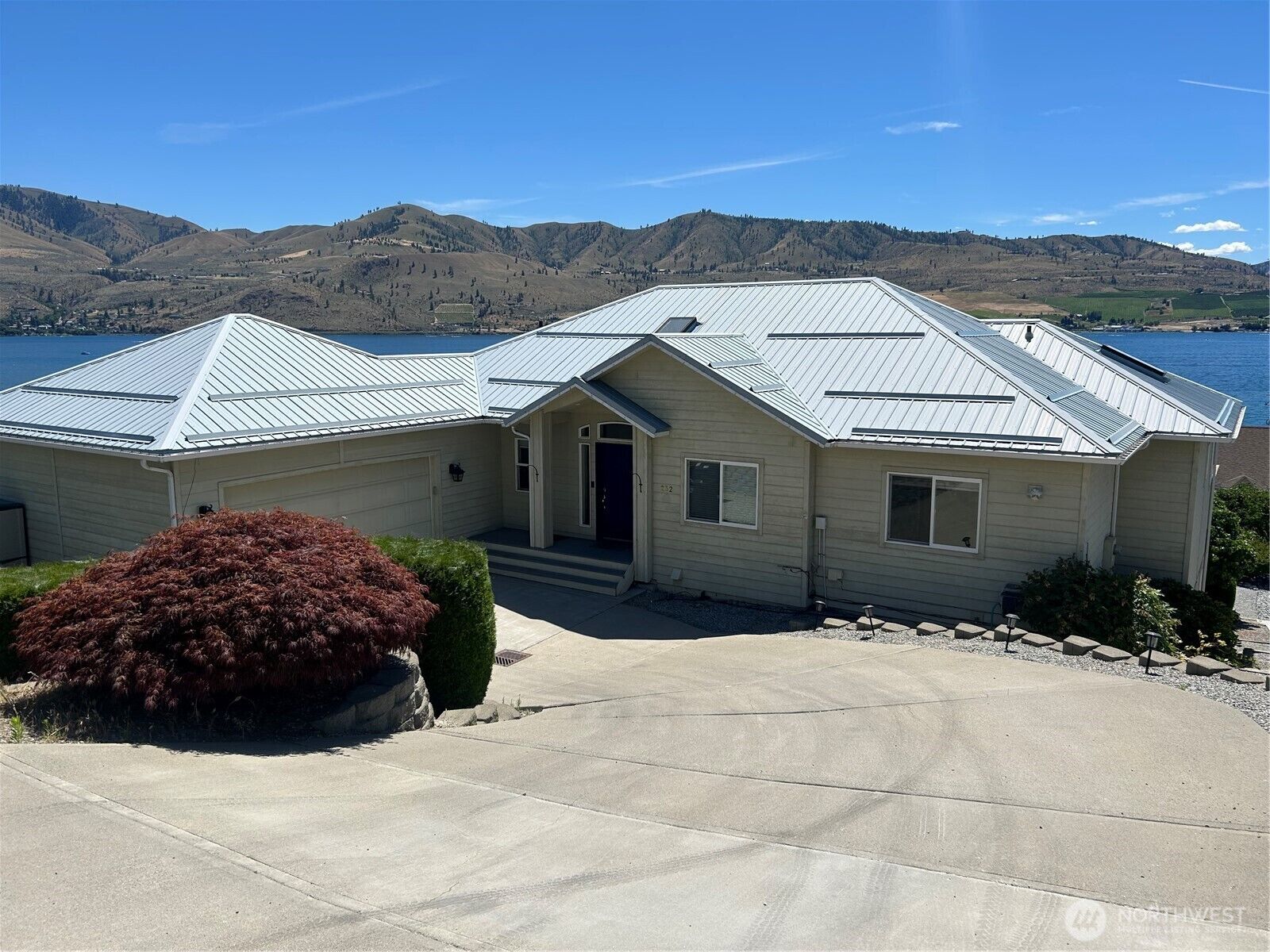 Property Photo:  232  Eldorado Way  WA 98816 
