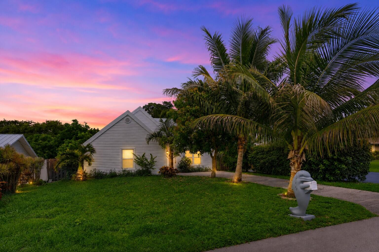 Property Photo: 5119 Oak Hill Road FL 33484