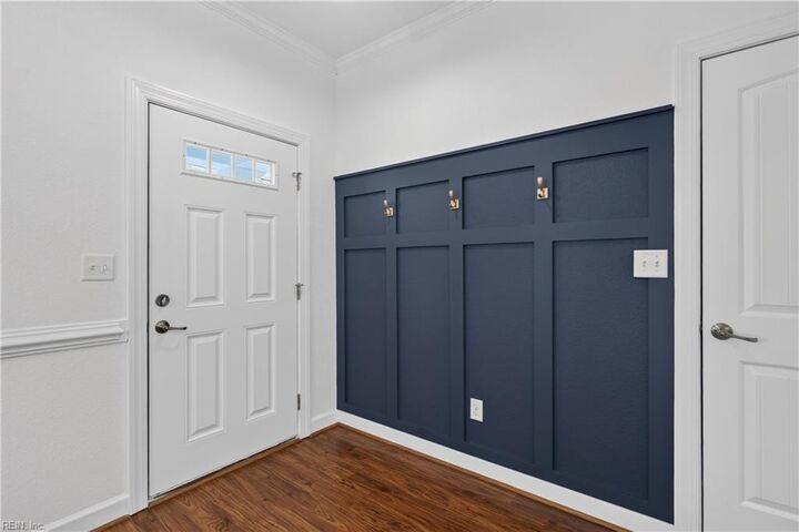 Property Photo: 706 Albertine Ct VA 23320