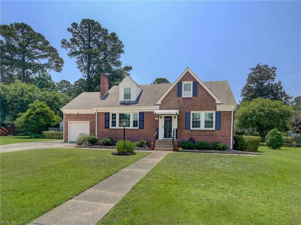 Property Photo:  5005 Fable Ave  VA 23703 