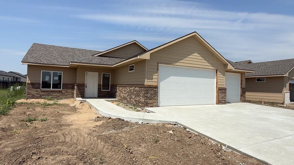 Property Photo:  8956 E Joshua St  KS 67226 