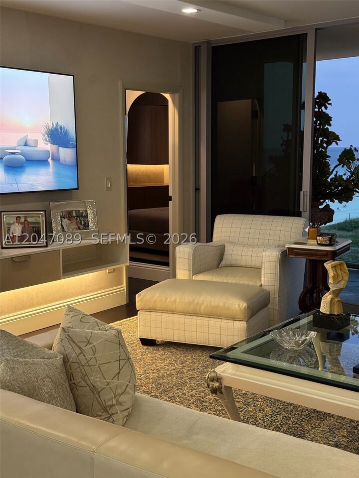 Property Photo: 1455 Ocean Dr 904 FL 33139