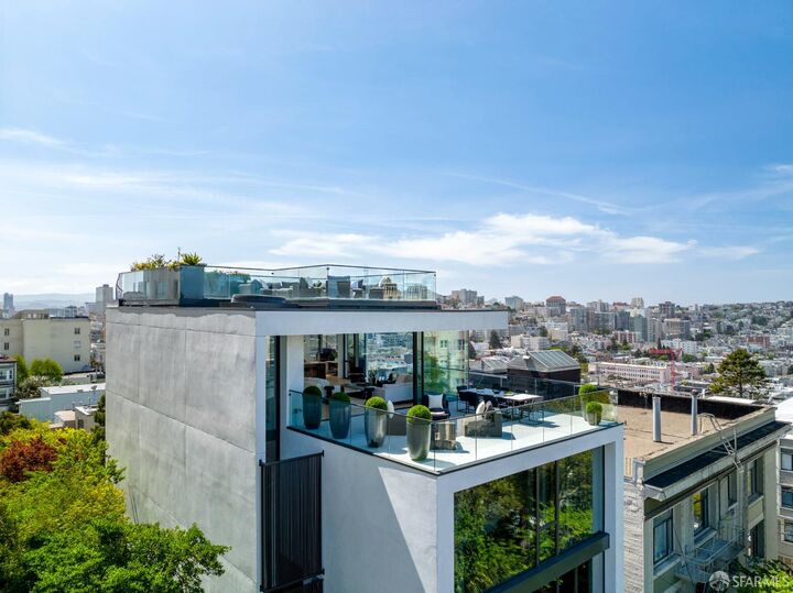 Property Photo: 1281 Greenwich Street CA 94109