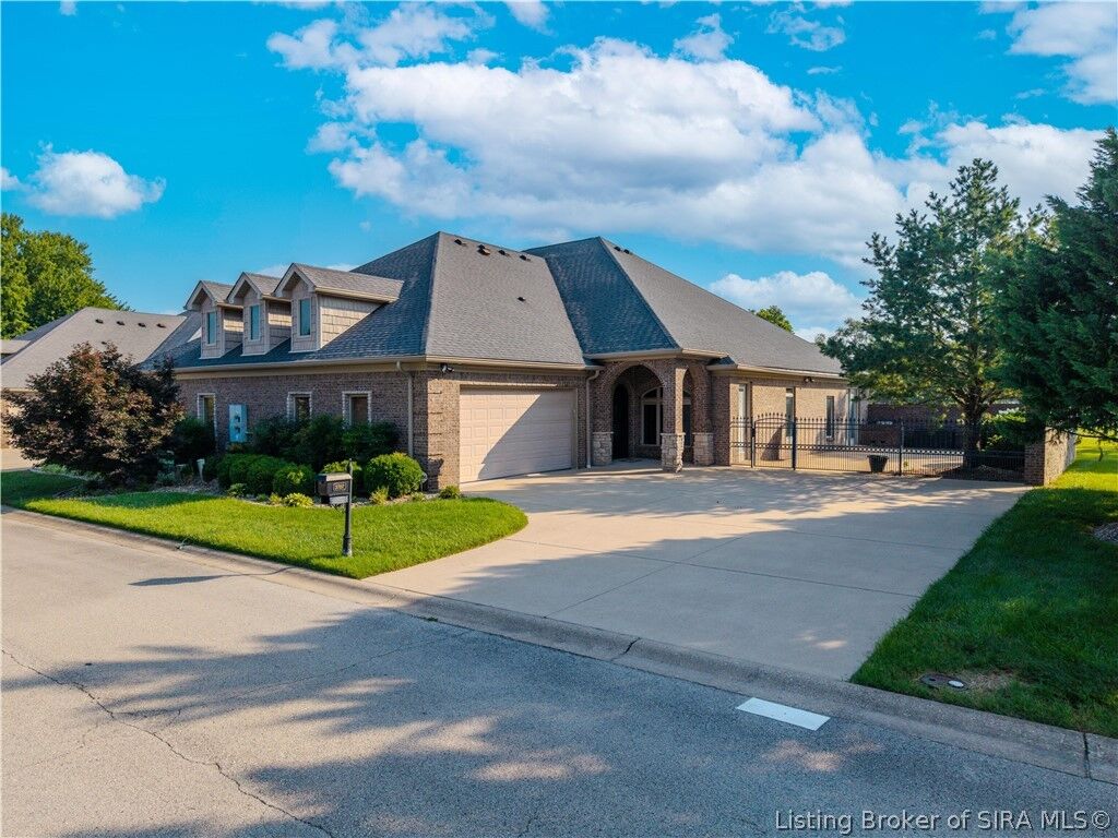 Property Photo:  3707 Riverwalk Court  IN 47130 