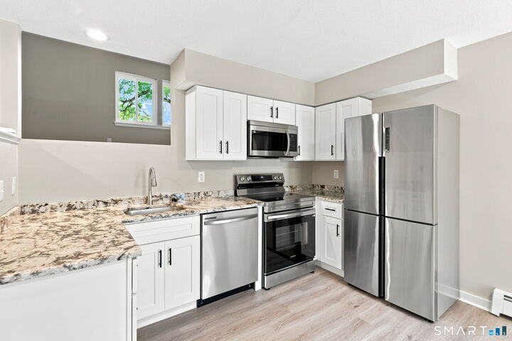 Property Photo:  60 Old Town Road 190  CT 06066 