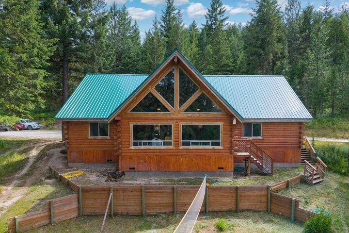 Property Photo: 5249 Happy Hill Rd WA 99034