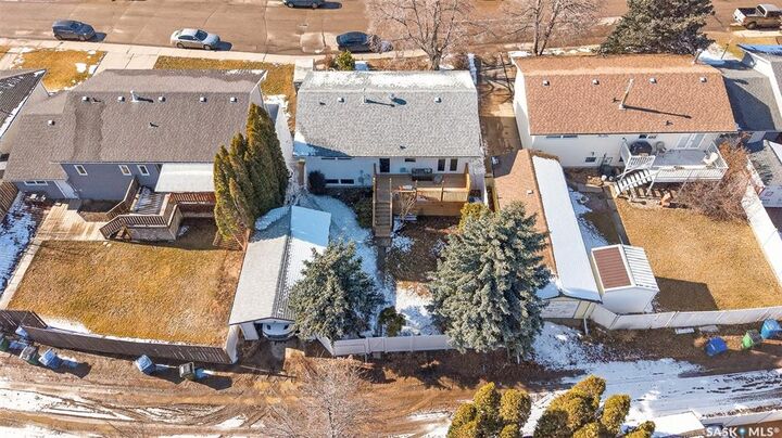 Property Photo: 1321 Prince Crescent SK S6H 6E6