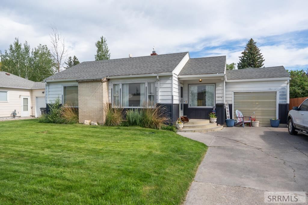 Property Photo:  1526 Beverly Road  ID 83402 