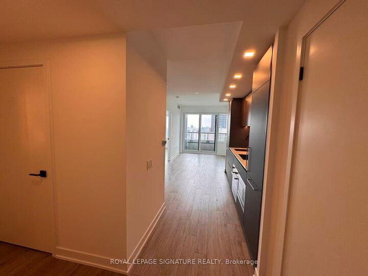 Property Photo: 609 Sherbourne Street 3001 ON M4X 1K7