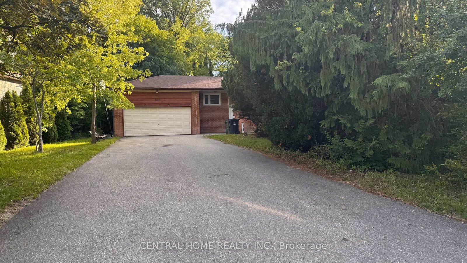 Photo de la propriété:  100 Burbank Drive Basement  ON M2K 1N4 