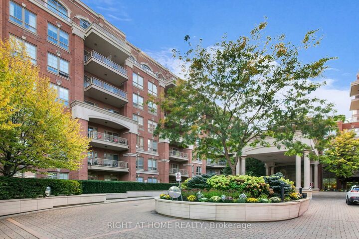 Property Photo: 20 Burkebrook Place 306 ON M4G 0A1
