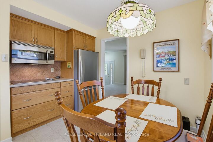 Property Photo: 115 Champlain Crescent ON N5V 1H2
