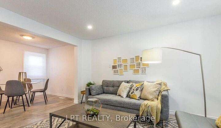 Property Photo:  224 A Portsmouth Gate  ON N2T 2H9 
