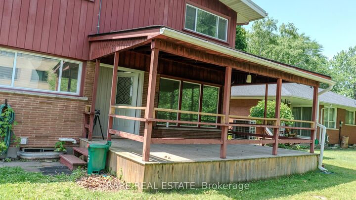 Property Photo:  7 Plazaway Street 2  ON L3C 4J6 