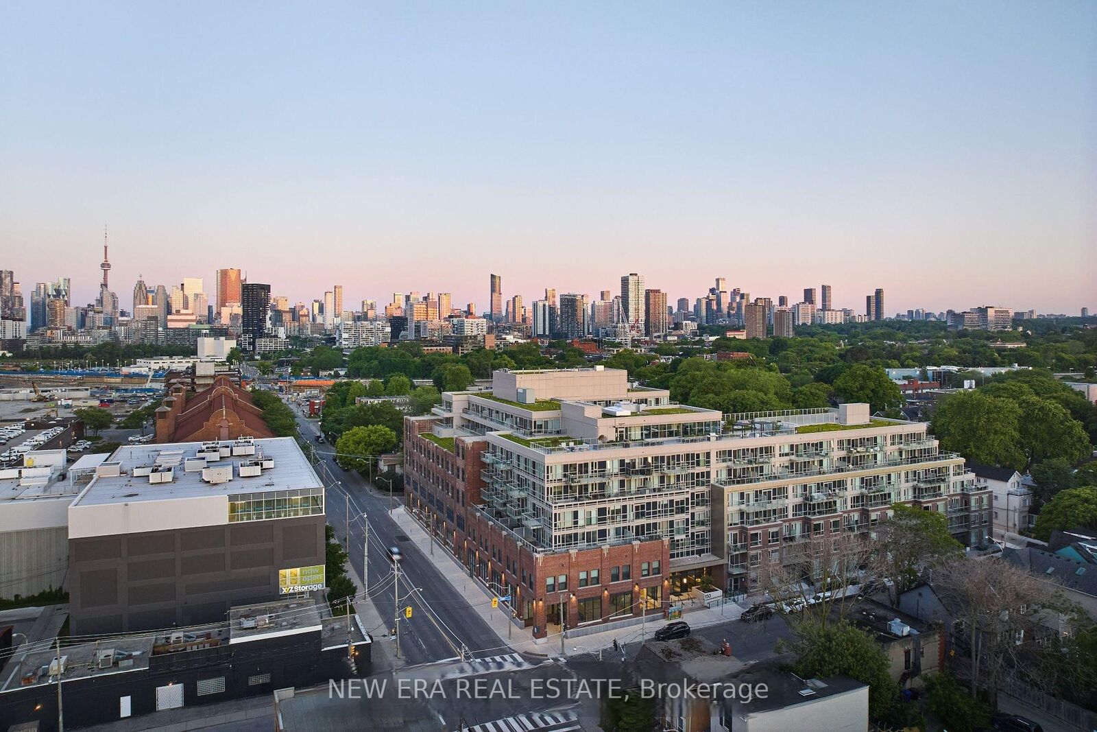 Property Photo: 150 Logan Avenue 301 ON M4M 0E4