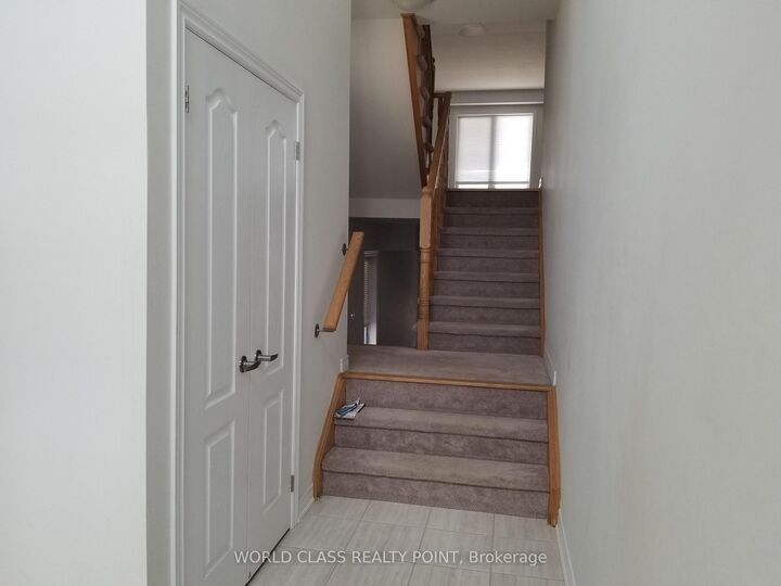 Property Photo: 470 Linden Drive 32 ON N3H 5L5