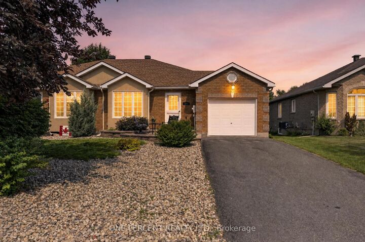 Property Photo: 17 Dr Gordon Crescent ON K0G 1J0