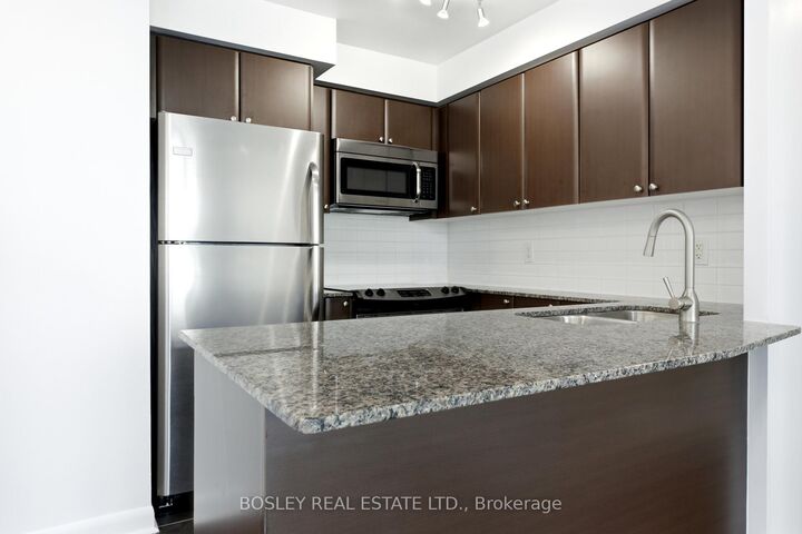 Property Photo: 525 Wilson Avenue 633 ON M3H 0A7