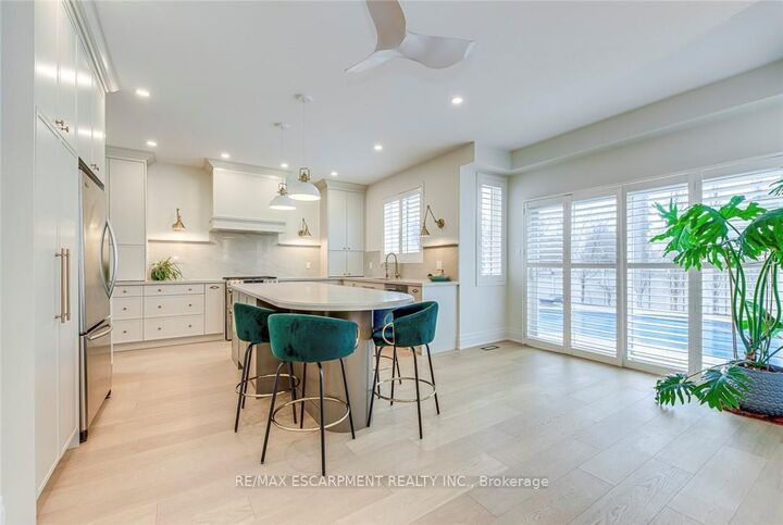 Property Photo:  4267 Sarazen Drive  ON L7M 4Z2 