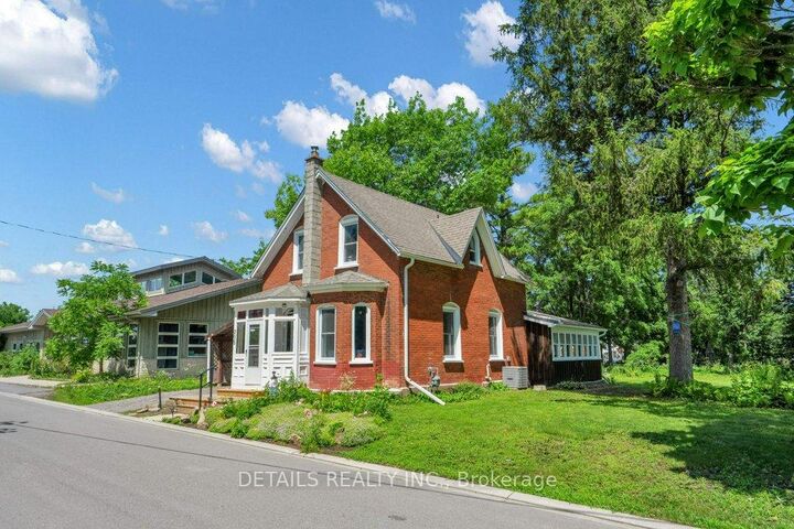 Property Photo: 205 Lewis Street W ON K0G 1N0