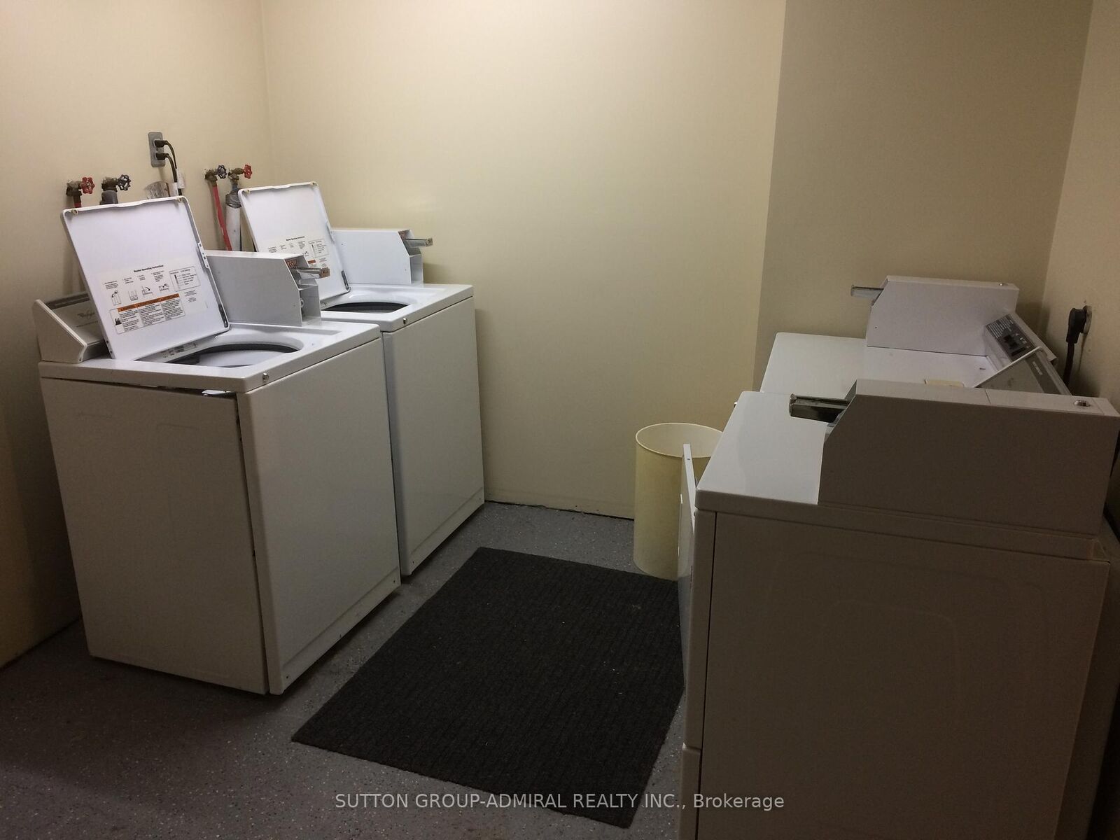 Property Photo: 162 Daly Avenue ON K1N 6E9