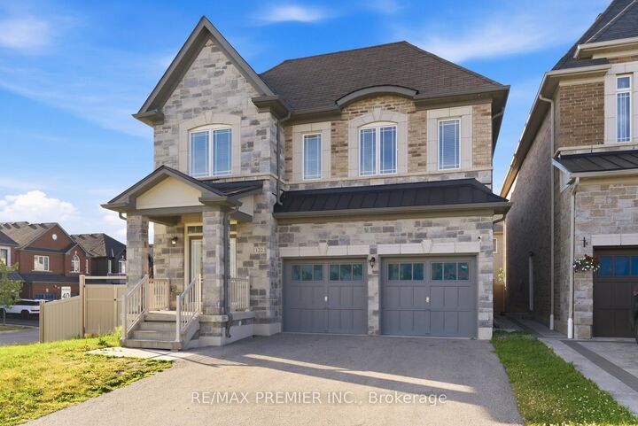 Property Photo: 122 McKenzie Way ON L3Z 4J4