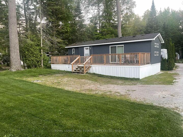 Property Photo: 85 Theme Park Drive I ON L9Z 1X7