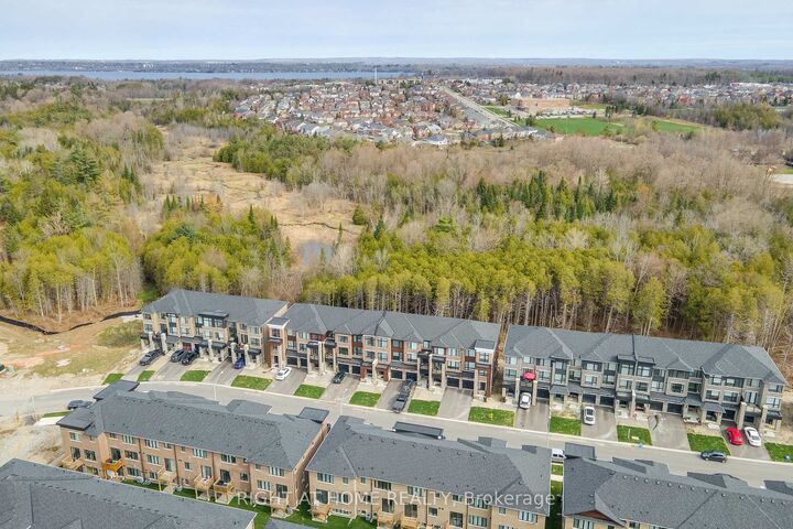 Property Photo:  132 Blue Forest Crescent  ON L4M 7J6 