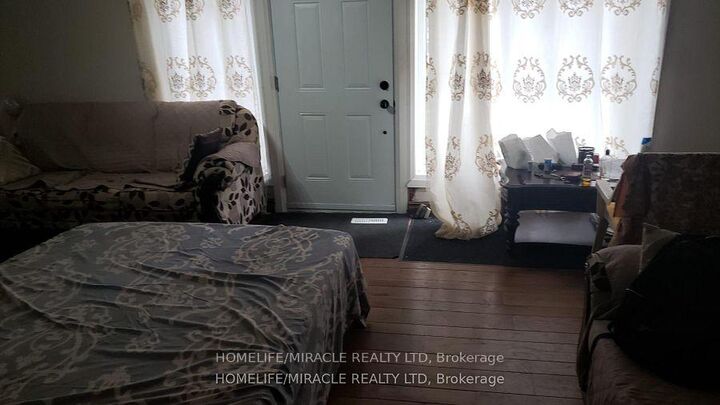 Property Photo: 7496 Redstone Road ON L4T 2B6