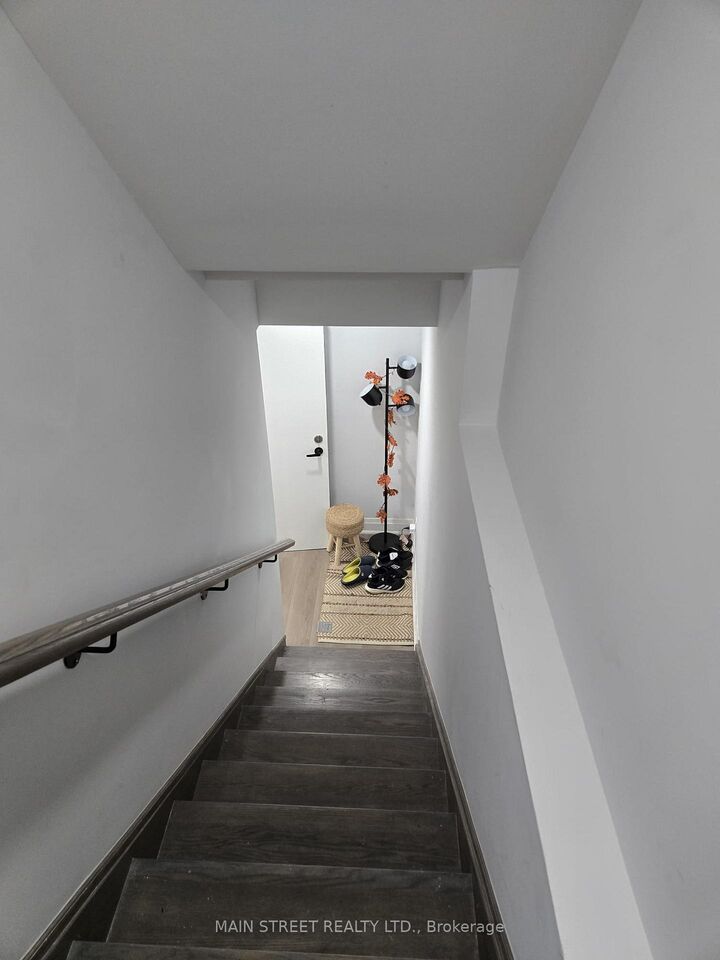 Property Photo:  1382 Stillmeadow Lane A  ON L1X 0N5 