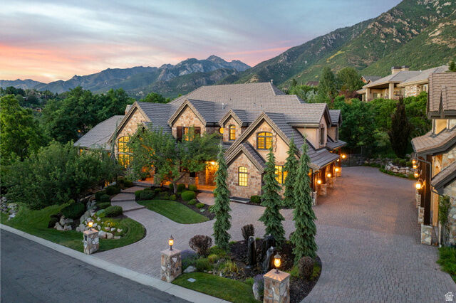 Property Photo: 18 Snow Forest Ln UT 84092